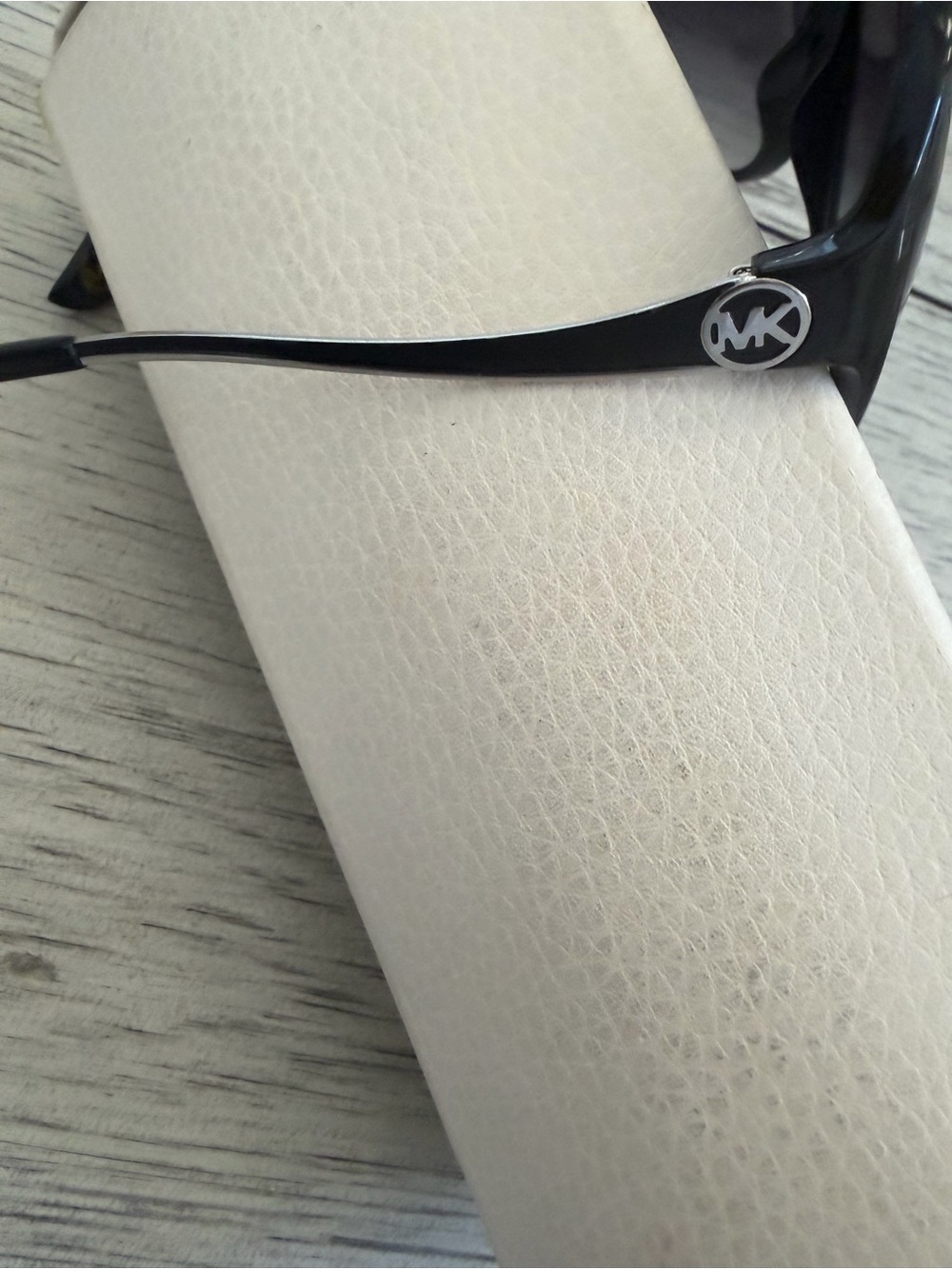 Michael Kors M2453S Drake Black Sunglasses - Picture 4 of 5